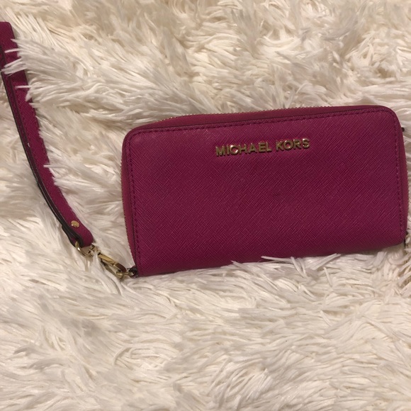 michael kors hot pink wallet - Picture 8 of 8